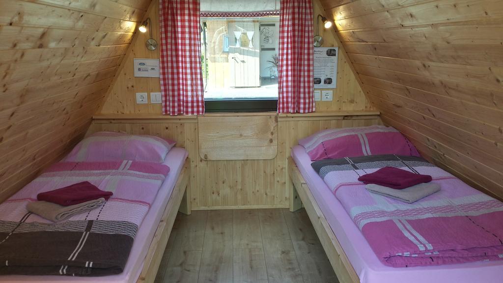 Garden Eco Houses Cebelica Бохінь Екстер'єр фото